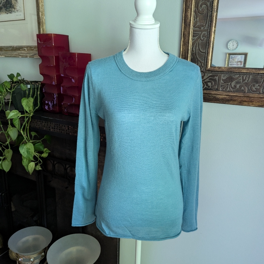 Doncaster Collection Womens S/M Light 100% Cashmere Crew Sweater AquaBlue 147